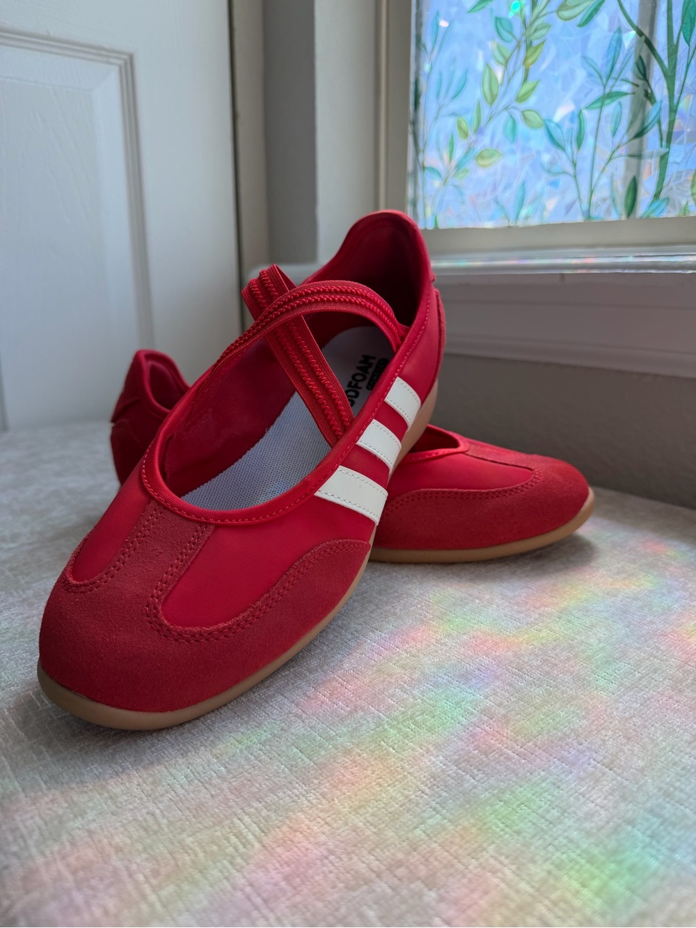 Women’s Adidas Barreda Mary Jane Sneakers Size 8